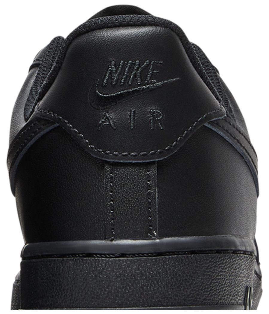 Маратонки Nike Air Force 1 '07 Triple Black - DD8959-001 – снимка 8