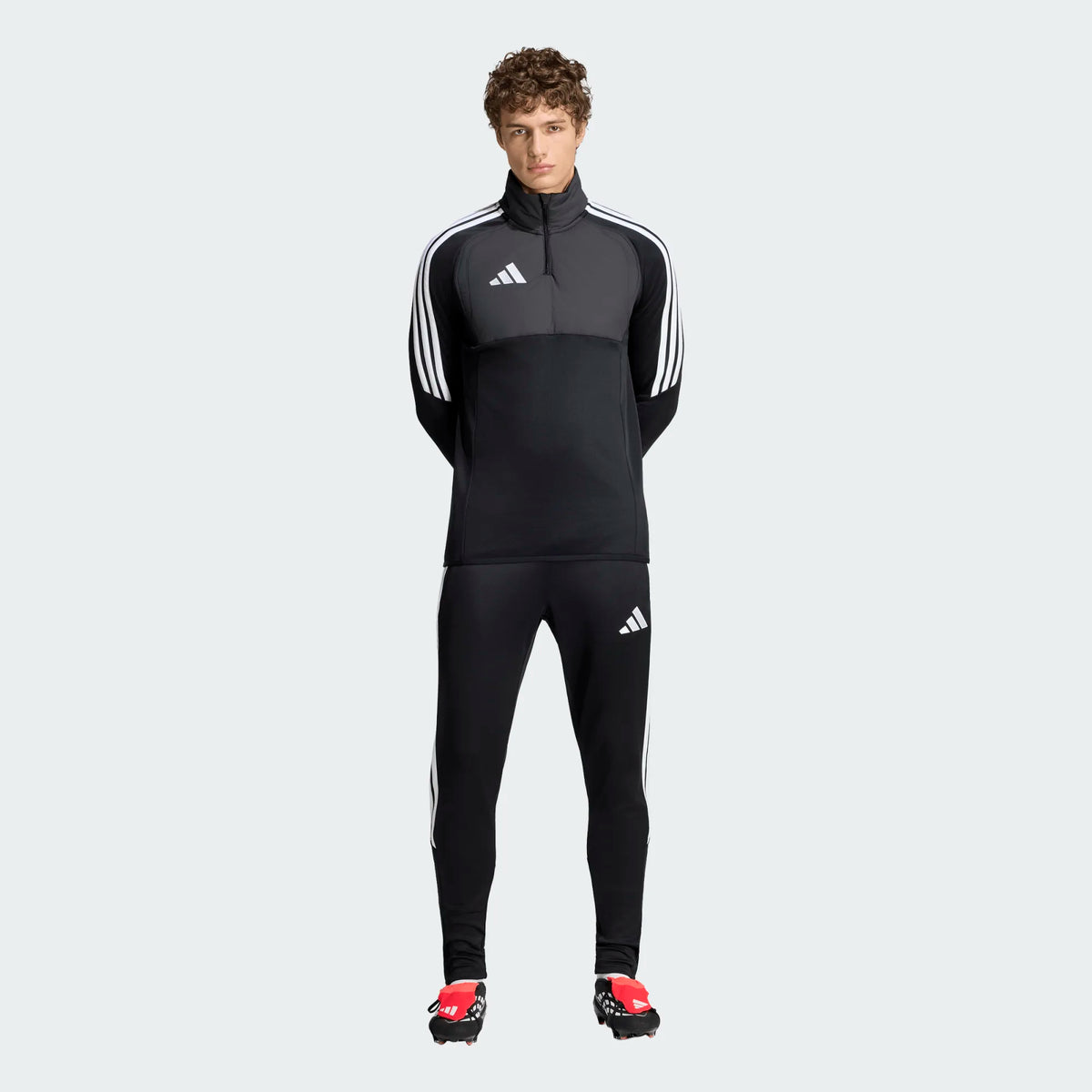 Модел с екип Adidas Tiro 26 Winterized TR KU7277 KW1307