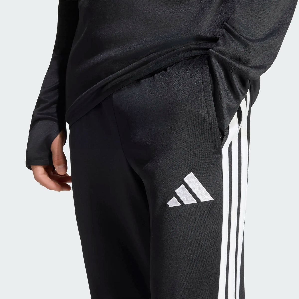 Adidas Tiro 26 Winterized TR KU7277 детайл