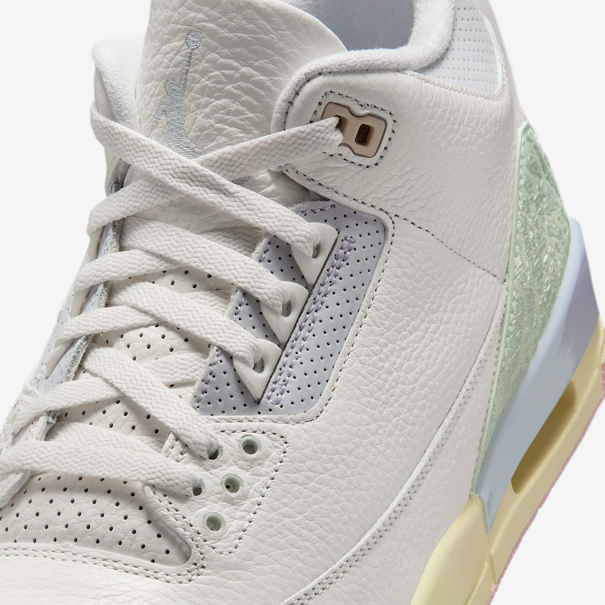 Мъжки маратонки Nike Air Jordan 3 Retro Spring Is In The Air - IF4396-100 – снимка 7