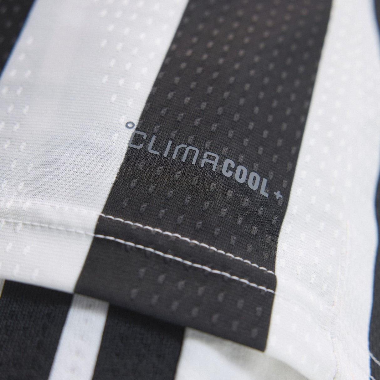 Тениска Juventus FC 26/27 като Домакин Authentic (Бяла) - KC2282