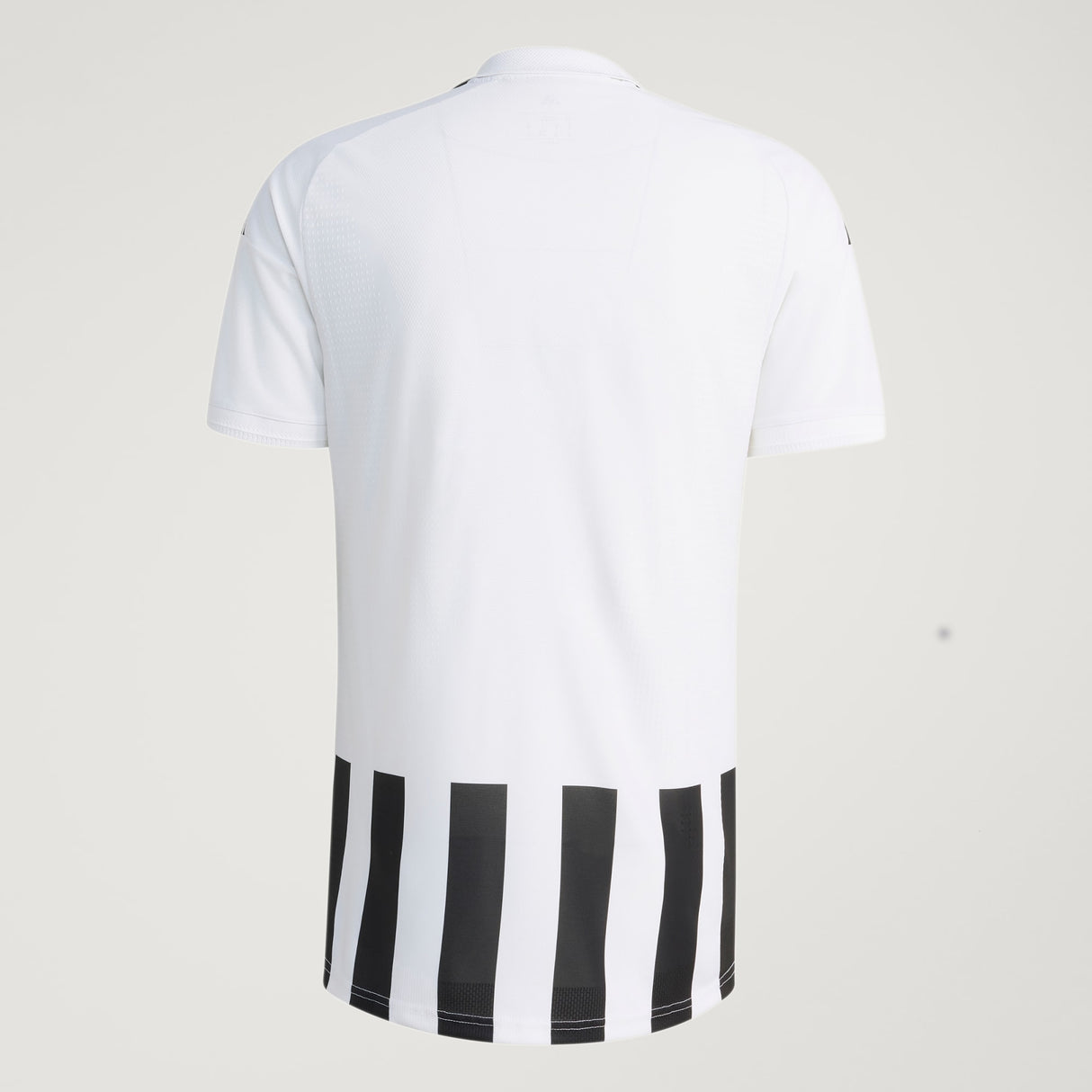 Тениска Juventus FC 26/27 като Домакин Authentic (Бяла) - KC2282
