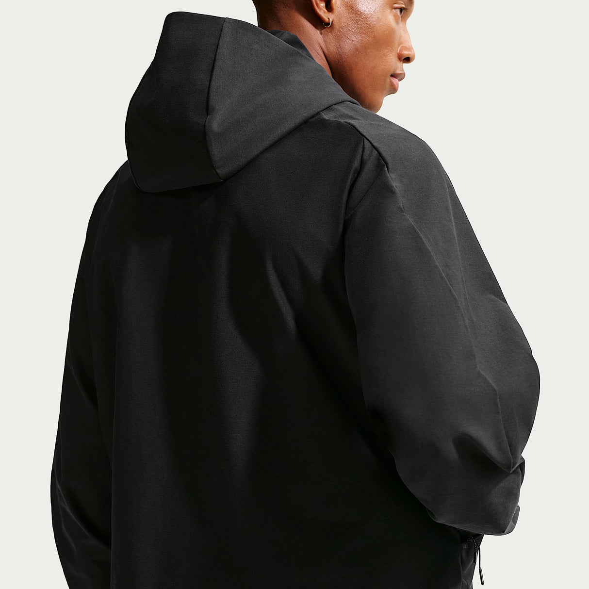 Яке Tech Windrunner (Черен) - IF1345-010