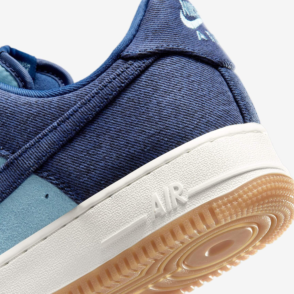 Мъжки маратонки Nike Air Force 1 07 LV8 Blue Denim - IR0951-400 – снимка 8