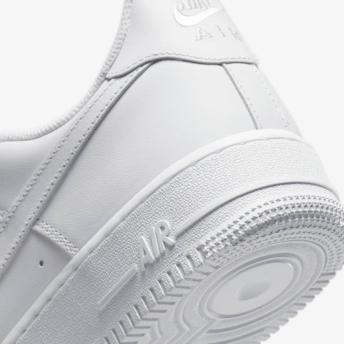 Мъжки маратонки Nike Air Force 1 Triple White - CW2288-111 – снимка 8