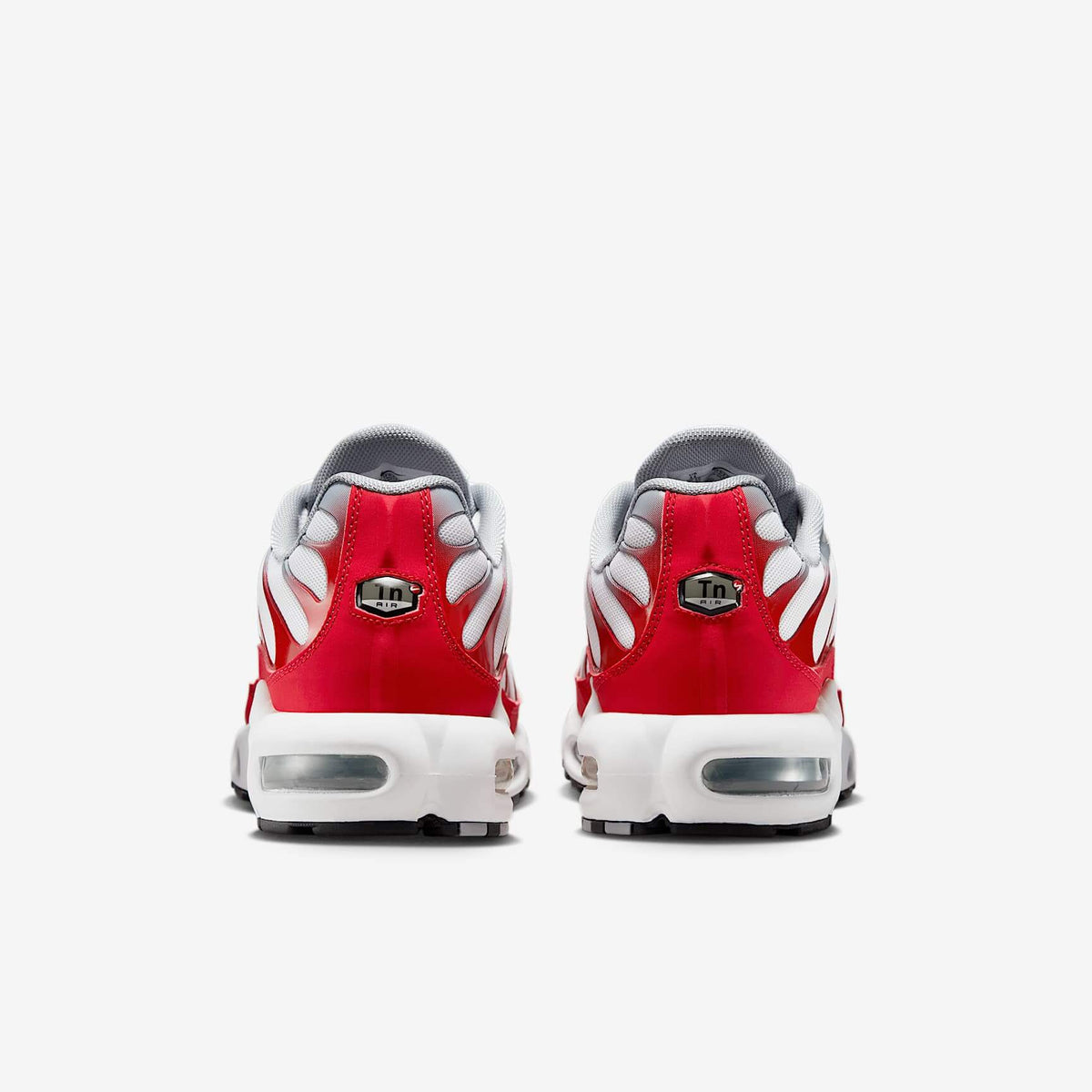 Мъжки маратонки Nike Air Max Plus White University Red Wolf Grey - IF6224-101 – снимка 6