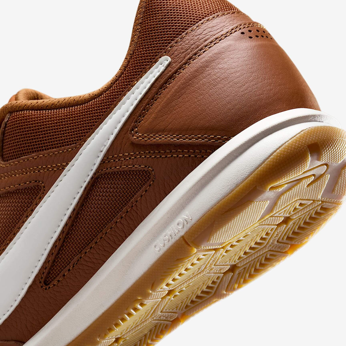 Мъжки маратонки Nike Gato Light Brirish Tan Archaeo Brown - HQ6019-200 – снимка 8