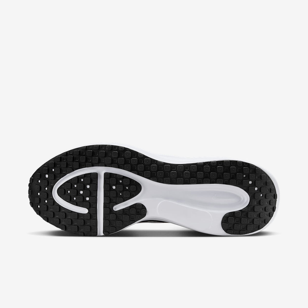 Мъжки маратонки Nike Revolution 8 Black White - HJ9198-003 – снимка 2