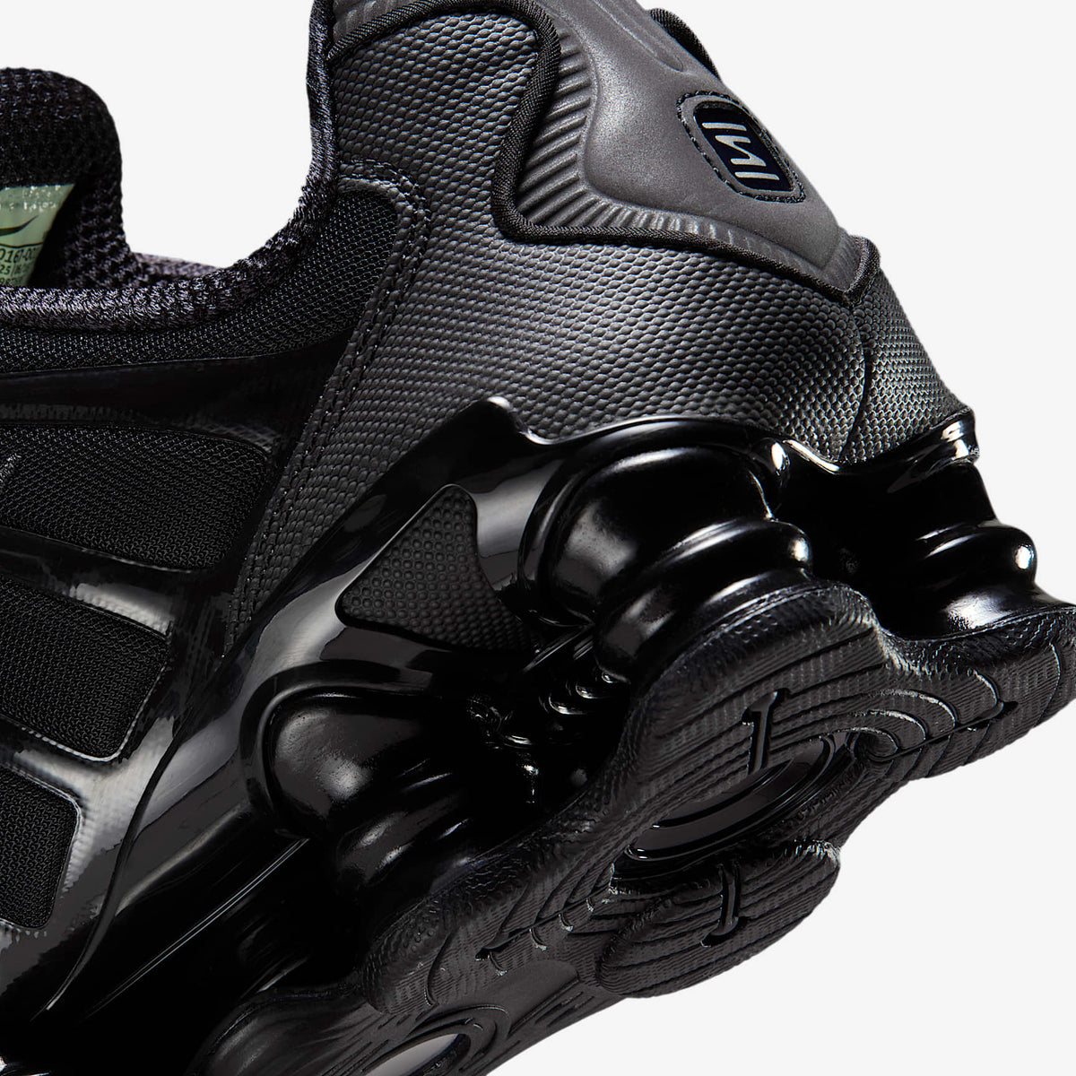 Мъжки маратонки Nike Shox TL Black/Metallic Silver - IQ0167-001 – снимка 8