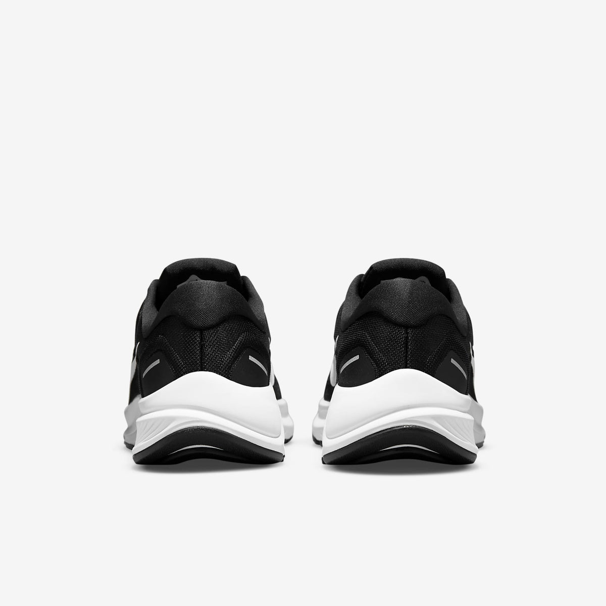 Мъжки маратонки Nike Structure 24 Black White - DA8535-001 – снимка 6