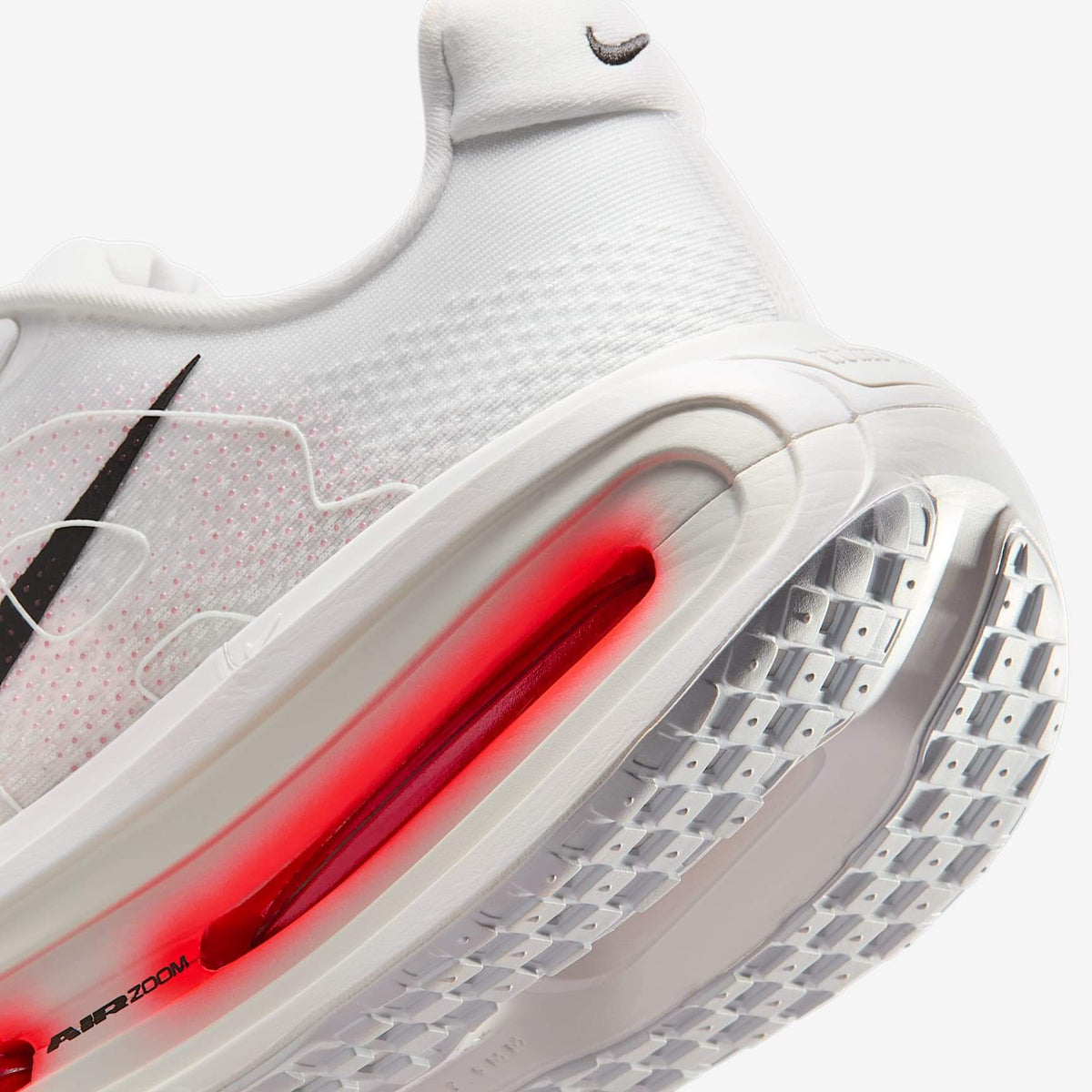 Мъжки маратонки Nike Vomero Premium White Bright Crimson - HQ2050-103 – снимка 8