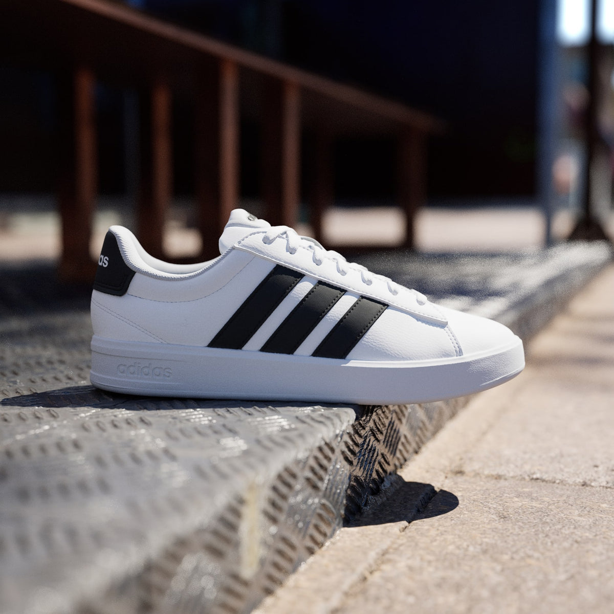 Мъжки маратонки adidas Grand Court 3.0 Cloud White Core Black - IH1472 – снимка 2