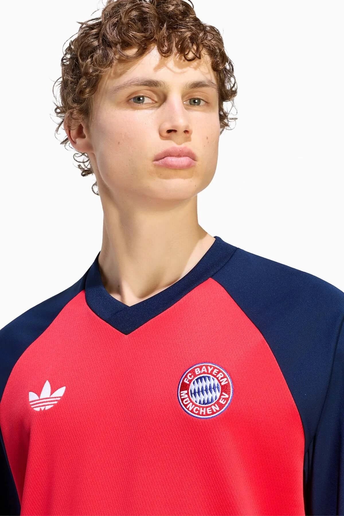 Блуза adidas Originals FC Bayern 26/27 Pre-Match - KF0992 – снимка 3
