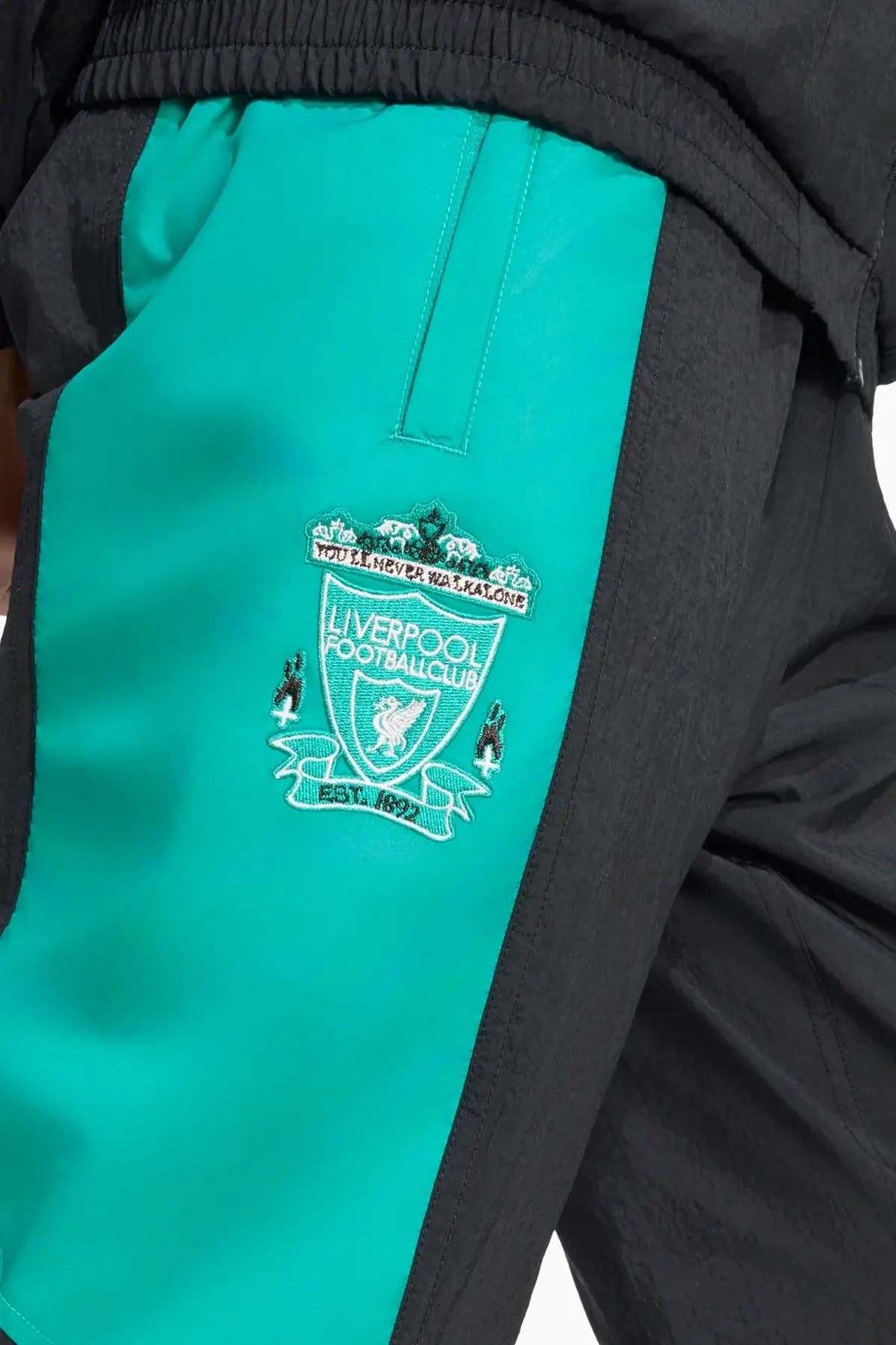 Спортно долнище adidas Originals Liverpool FC 26/27 EQT Track (Черен) - KG2909 – снимка 4