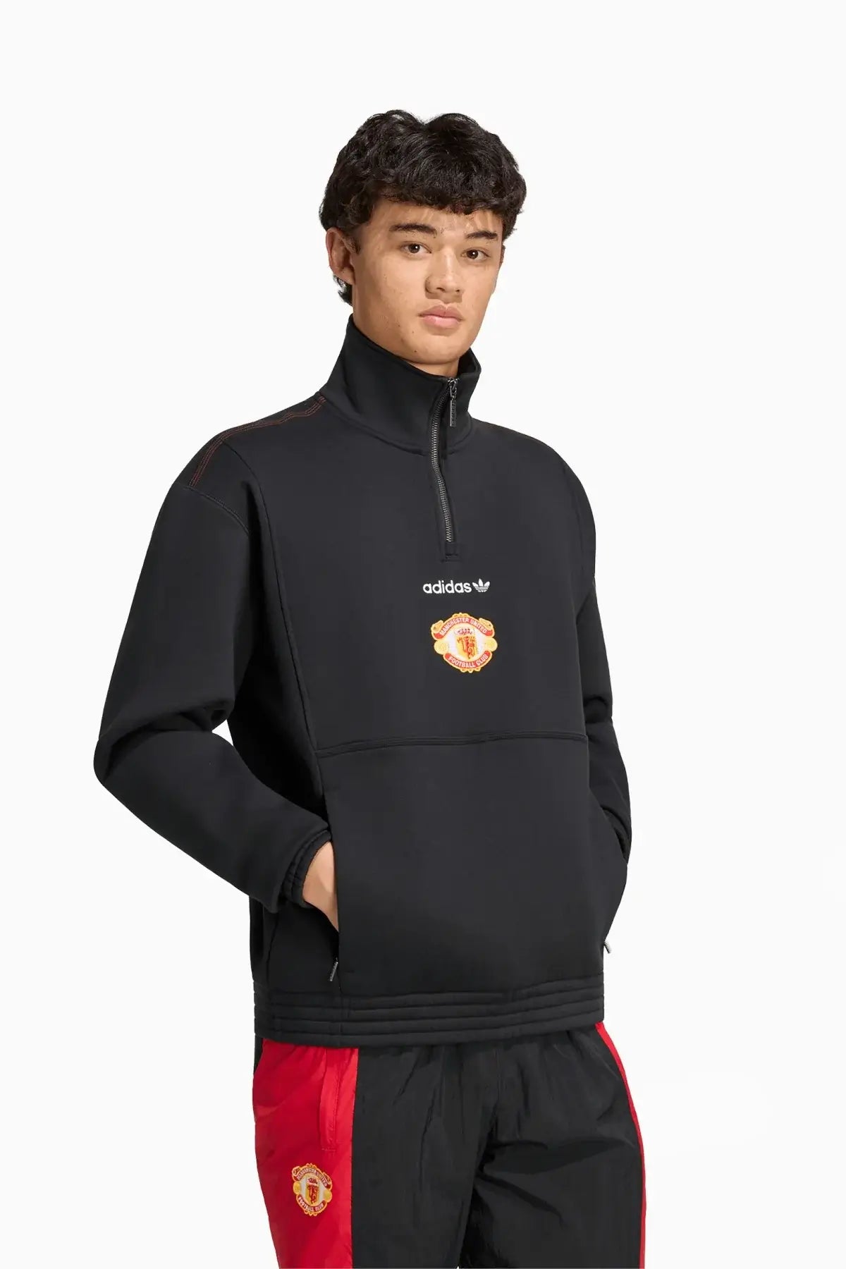Блуза adidas Originals Manchester United 26/27 EQT Half-Zip (Черен) - KH4837