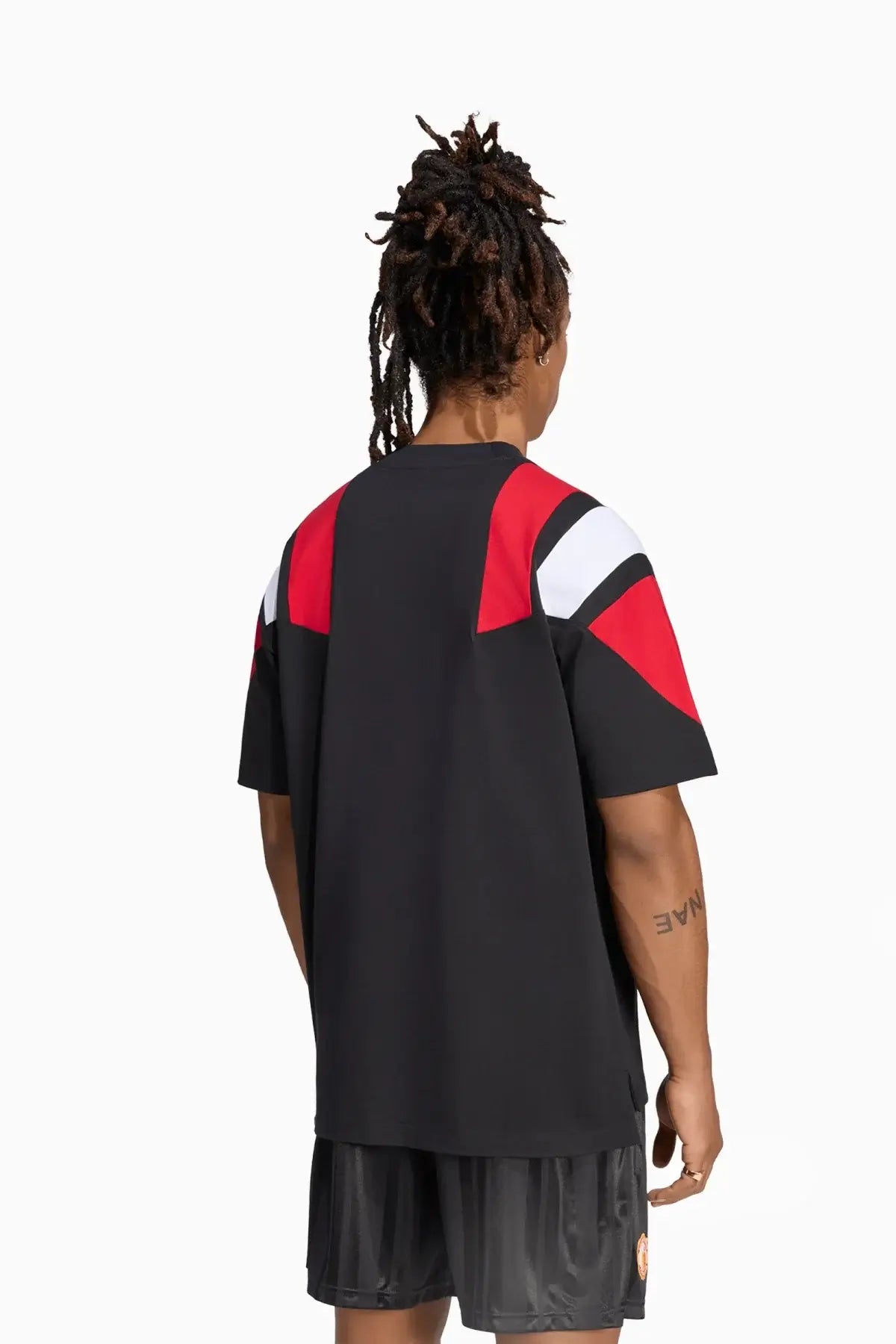 Тениска adidas Originals Manchester United 26/27 EQT Tee (Черен) - KH4824 – снимка 2