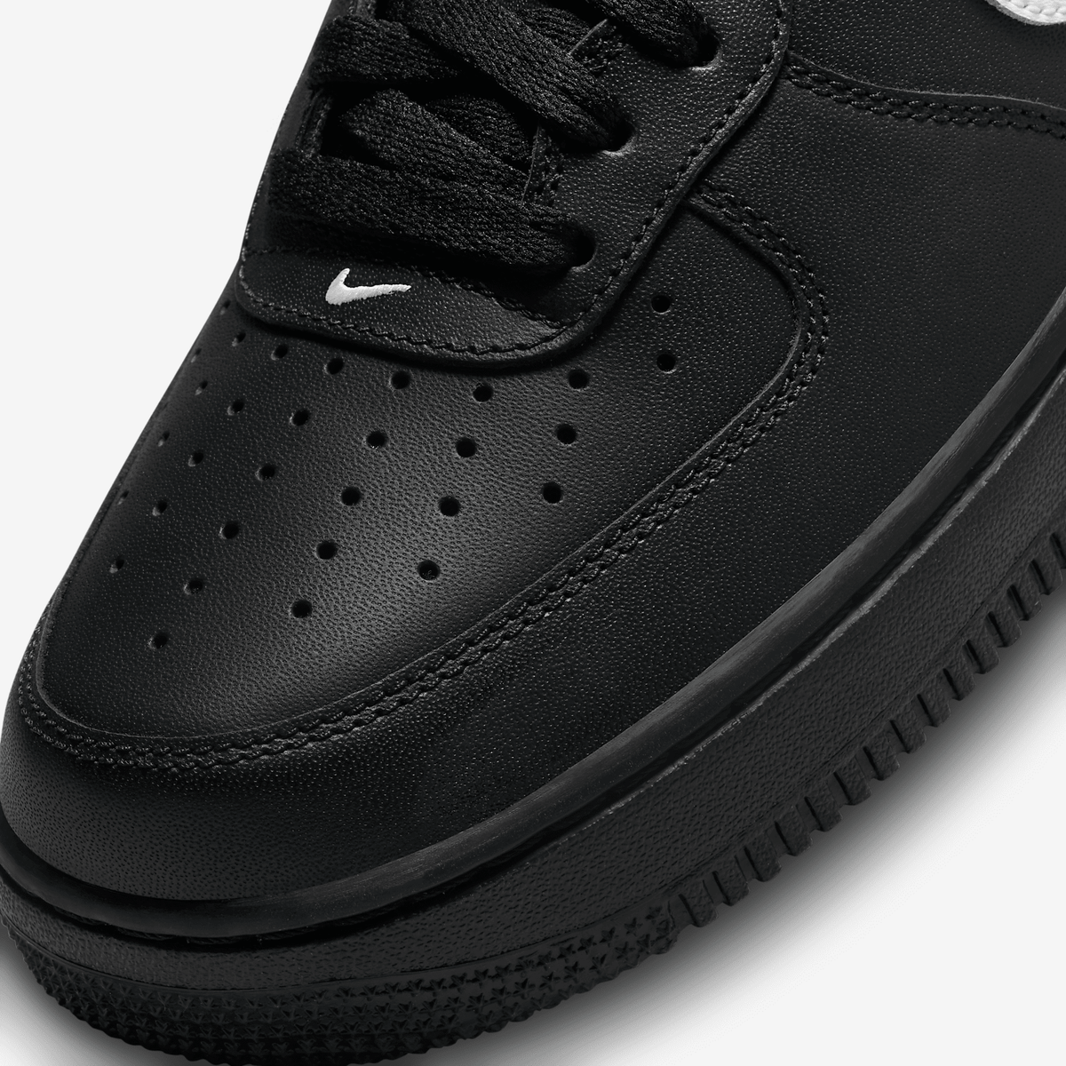 Маратонки Nike Air Force 1 Low '07 Black White - FZ0627-010 – снимка 7