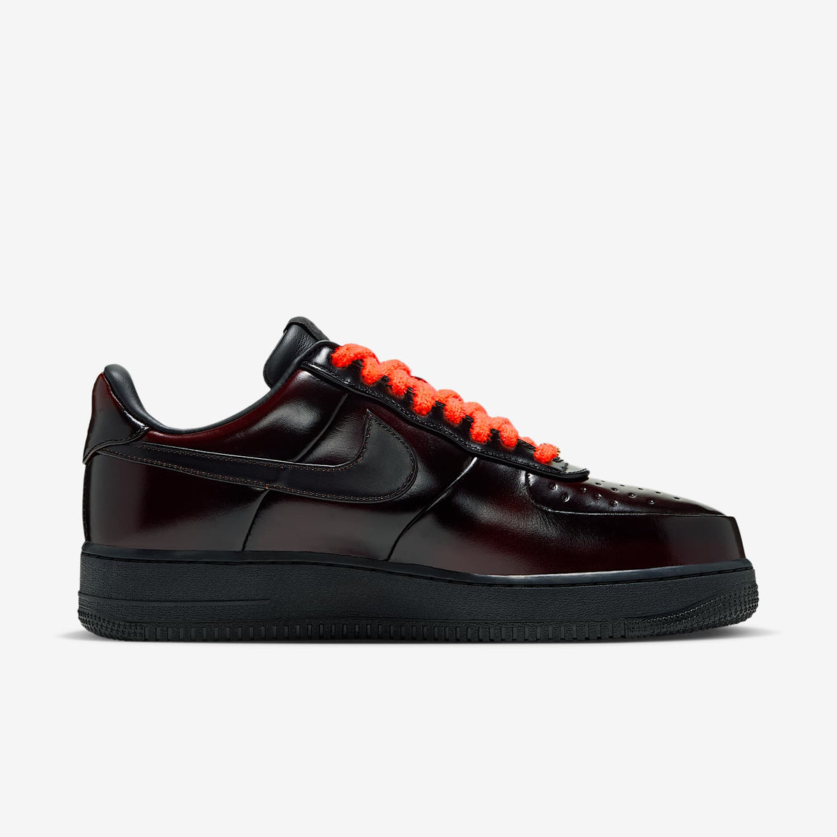 Мъжки маратонки Nike Air Force 1 '07 Family Reunion Black Cinnamon - IW2353-001 – снимка 3
