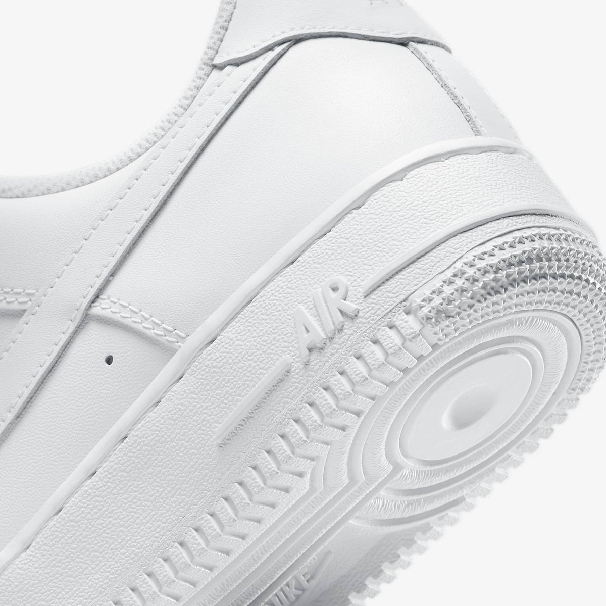 Дамски маратонки Nike Air Force 1 '07 (Бял) - DD8959-100 – снимка 9