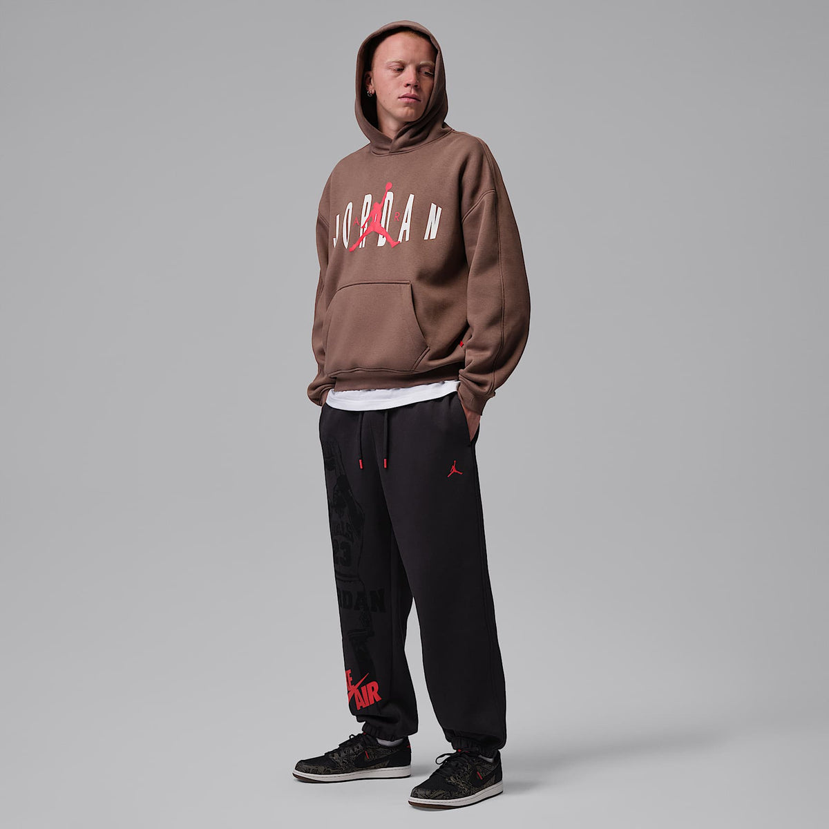 Мъжки маратонки Jordan 1 Retro Low OG Laser Black University Red - IV6750-001 – снимка 10