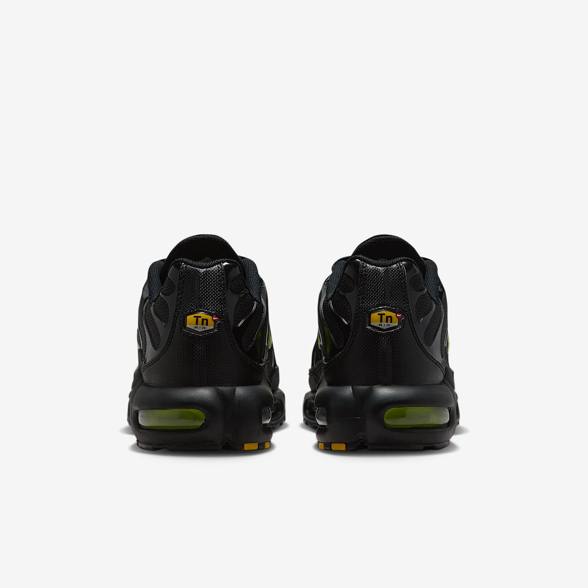 Мъжки маратонки Nike Air Max Plus Black Volt Ice - DM0032-036 – снимка 6