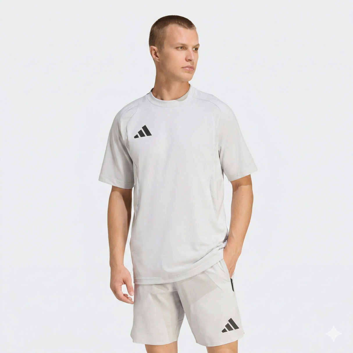 Спортен комплект TIRO 26 SET PREMIUM - KD1120 / KE8369