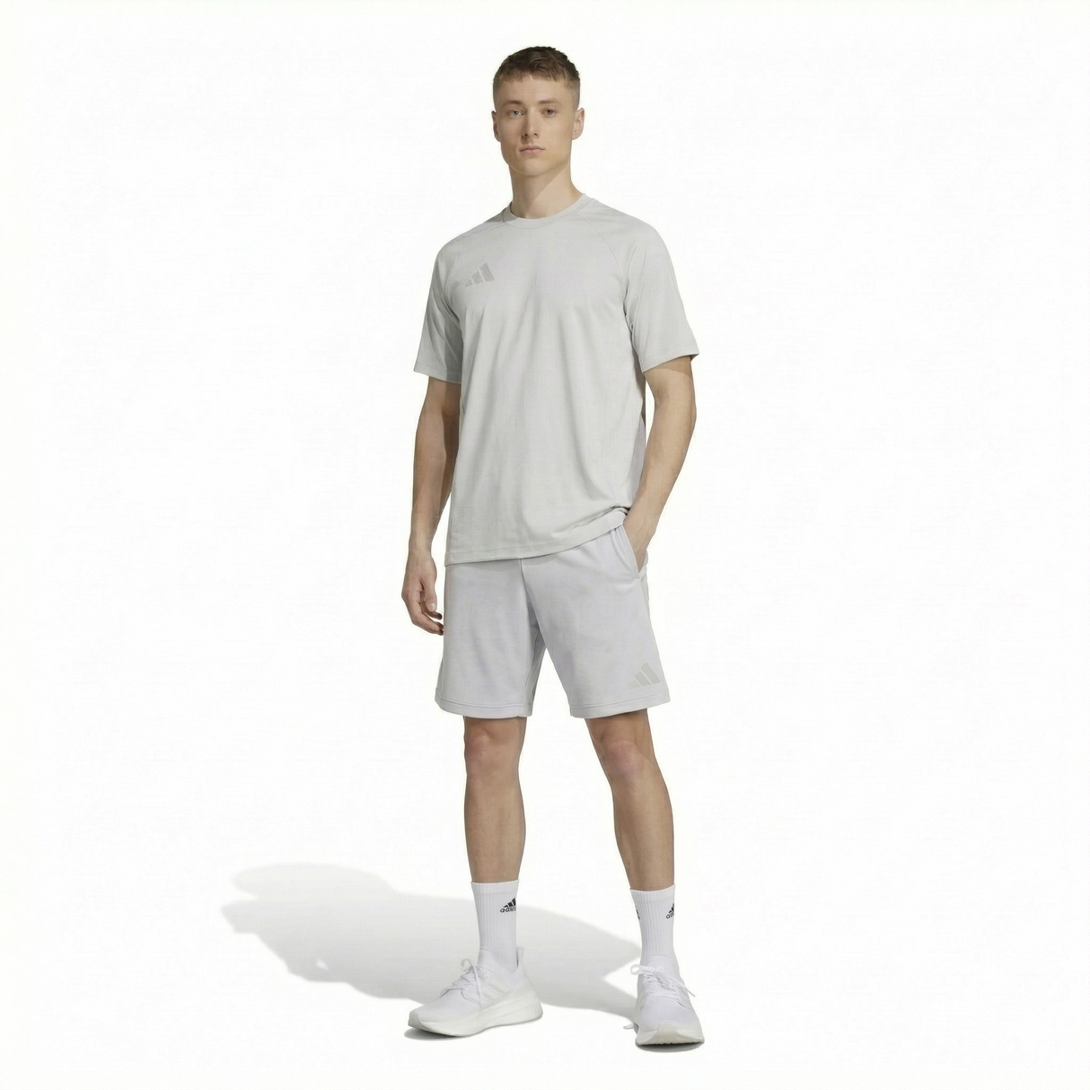 Спортен комплект TIRO LIFESTYLE SET - JY5947 / JY5946