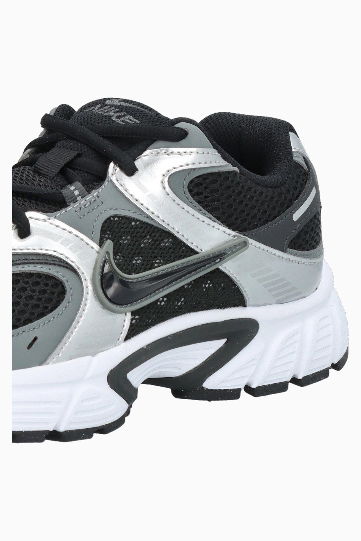 Мъжки маратонки Nike V5 RNR (Черен) - HJ5228-004 – снимка 5