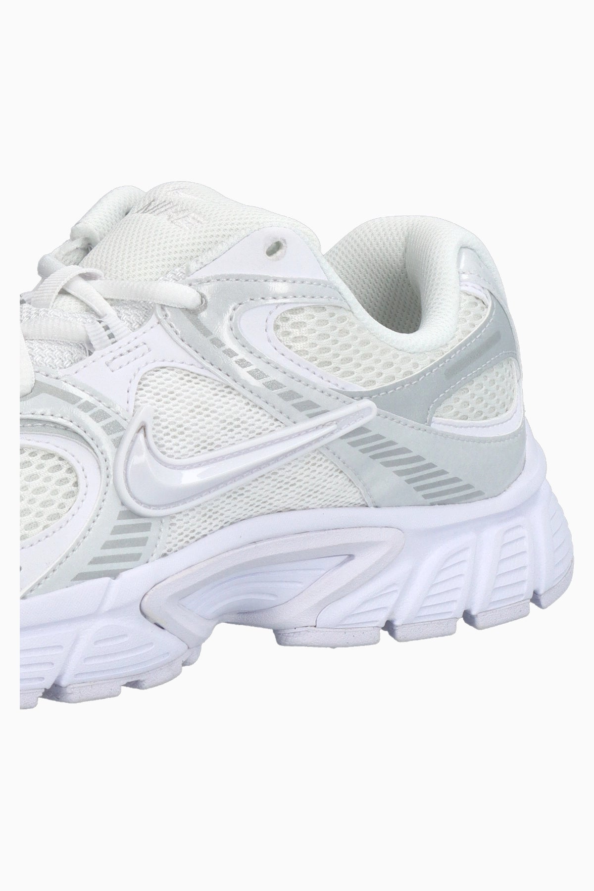 Мъжки маратонки Nike V5 RNR (Бял) - HJ5228-101 – снимка 5