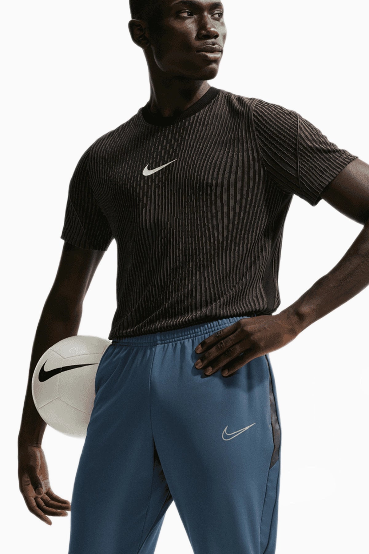 Спортно долнище Nike Academy Winter Warrior (Син) - HV3326-438 – снимка 3