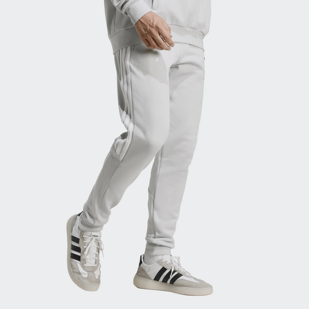 Спортен екип adidas TIRO 26 WINTER TRACK