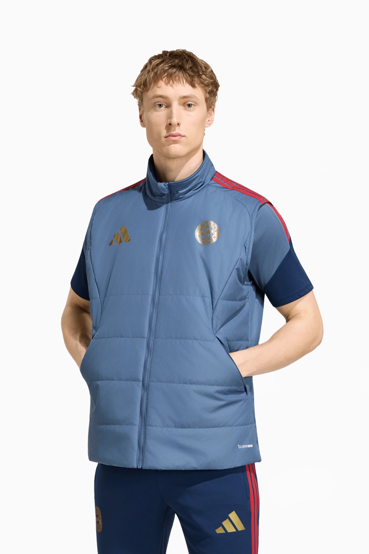 Жилетка FC Bayern 26/27 Winterized Vest (Син) - KF1026