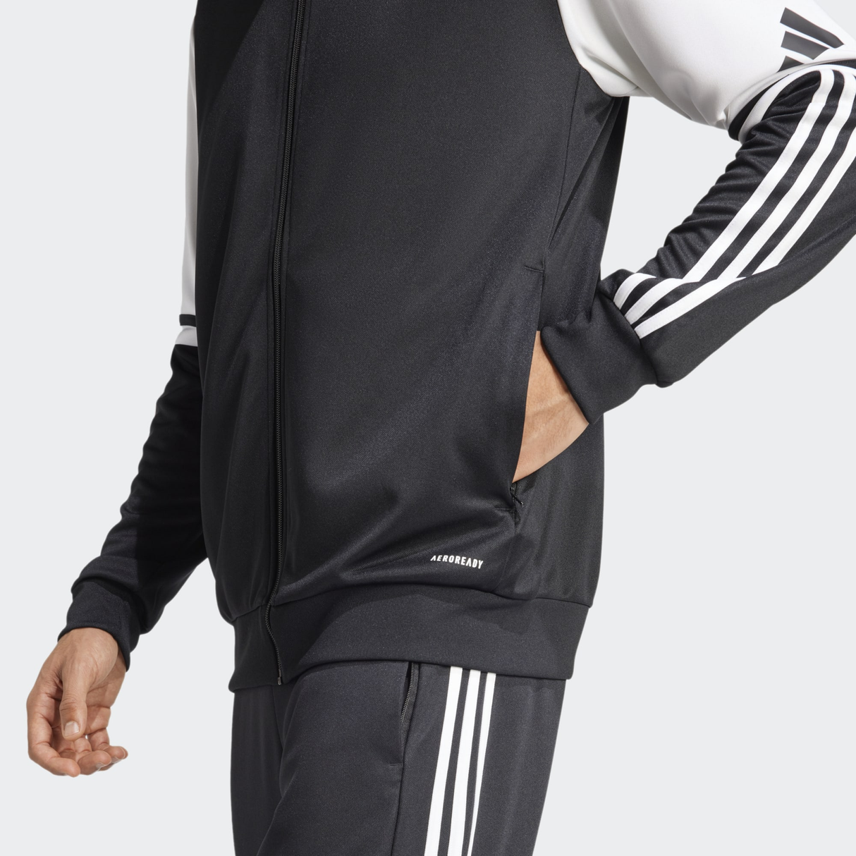 Мъжки спортен екип SQ 25 TRAINING Hoodie - JE2778