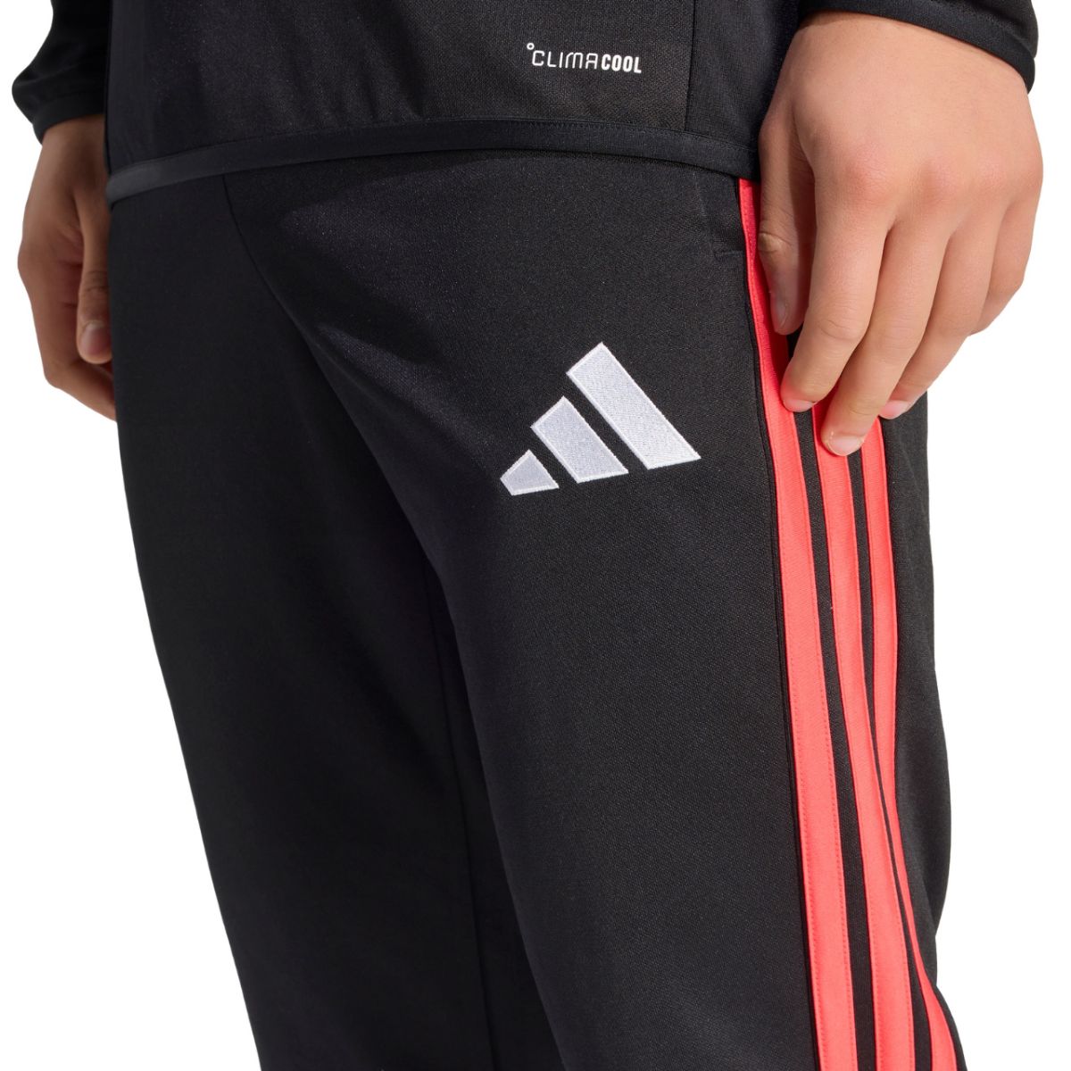 Мъжки спортен екип TIRO 26 TR TOP - JY9697 / JY7242