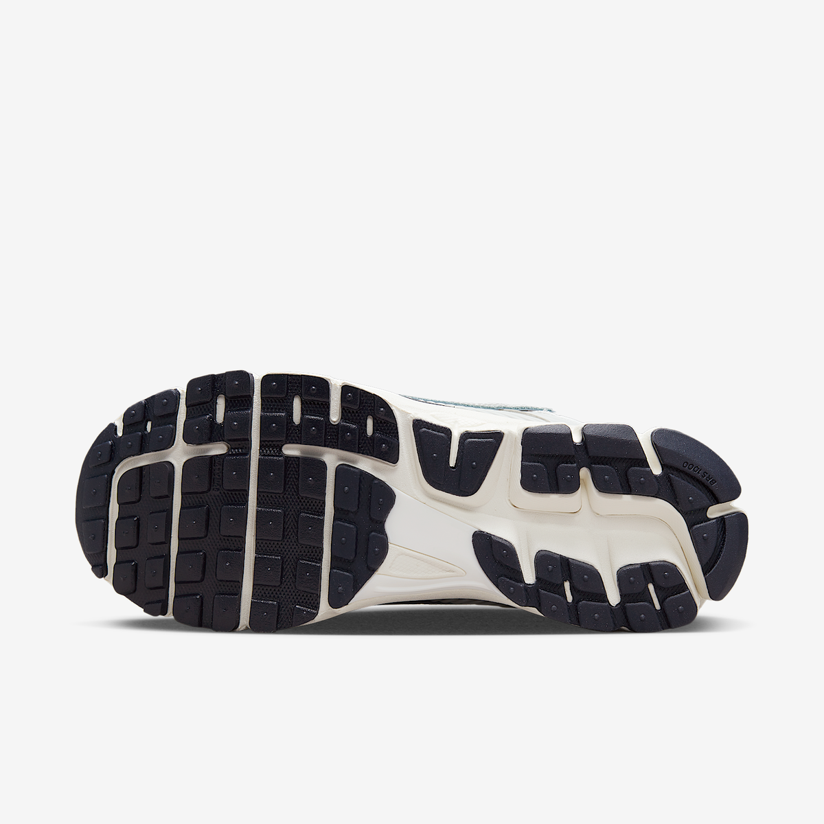 Маратонки Nike Zoom Vomero 5 Photon Dust Metallic Silver - FD0884-025 – снимка 2