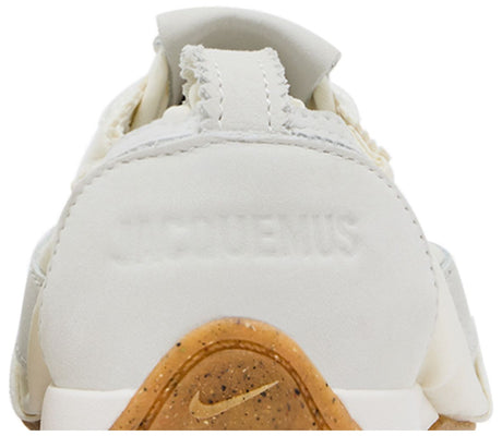 Маратонки Nike Moon Shoe SP x Jacquemus Soft Pearl - HV8547-002 – снимка 8