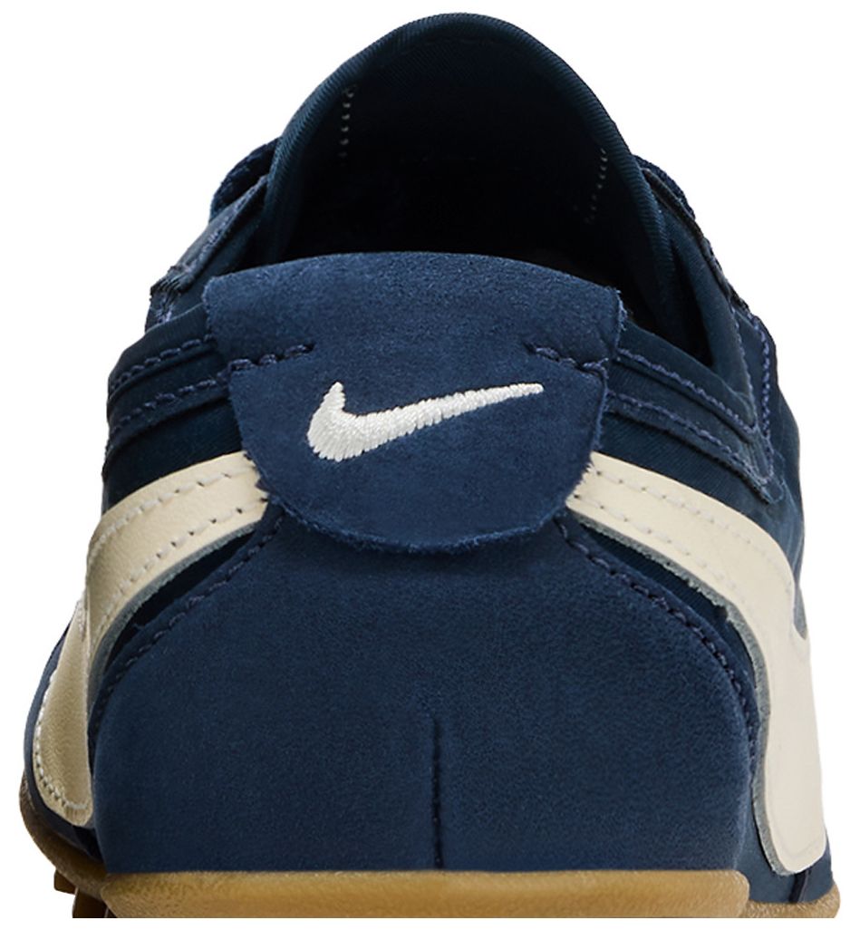 Маратонки Nike Moon Shoe Midnight Navy Gum - IW0955-400 – снимка 8