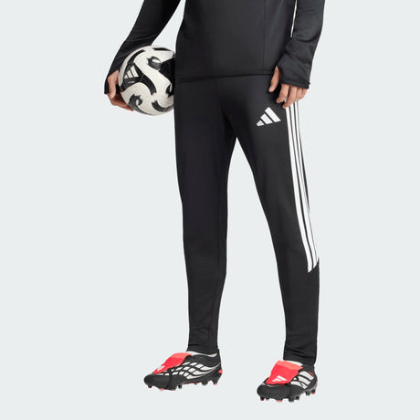Adidas Tiro 26 Winterized TR KW1307 предна част