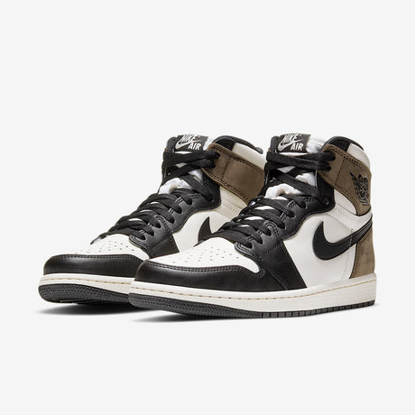 Мъжки маратонки Air Jordan 1 Retro High OG Sail Dark Mocha Black - 555088-105 – снимка 5