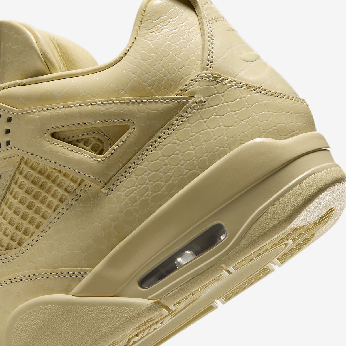 Мъжки маратонки Air Jordan 4 Retro J Balvin Lemonade - IW2872-700 – снимка 8