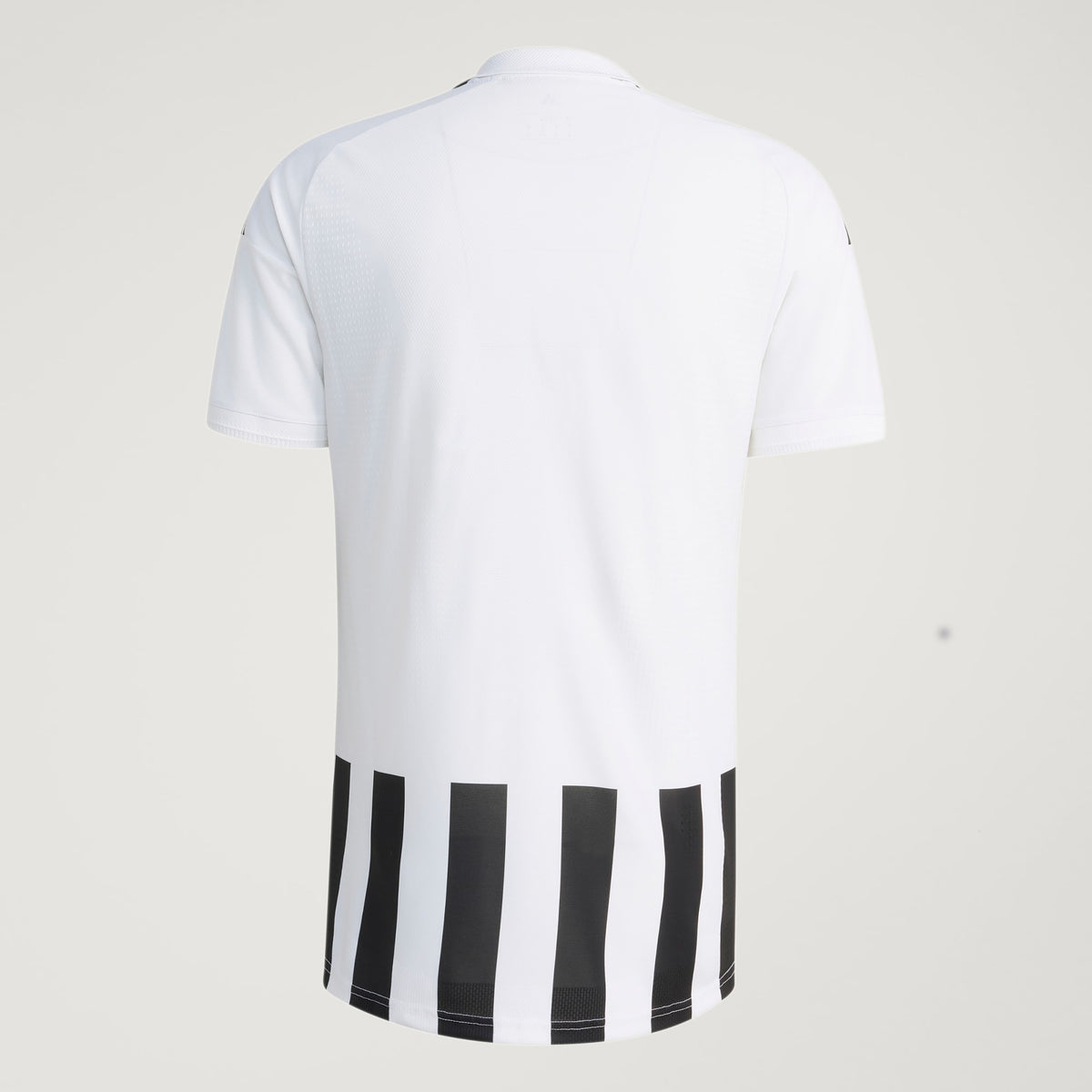 Тениска Juventus FC 26/27 като Домакин Authentic (Бяла) - KC2282