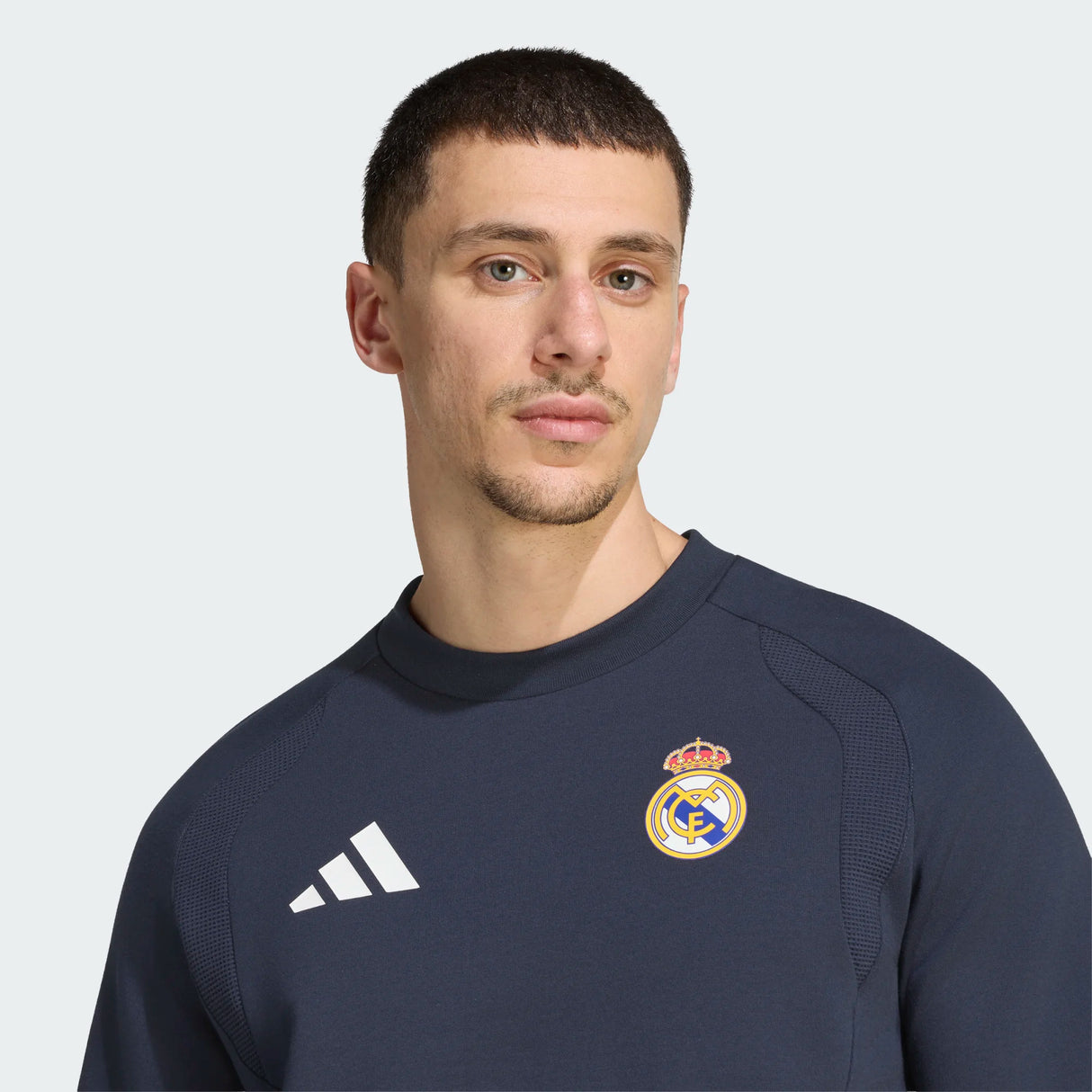 Real Madrid 26/27 Tiro Travel KG2966