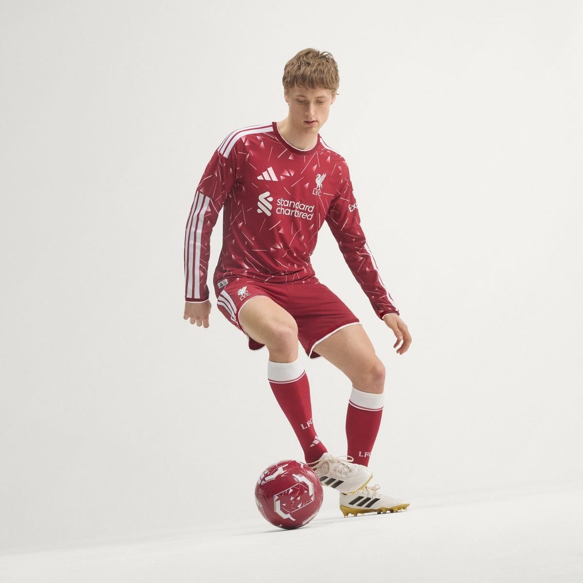 Тениска Liverpool FC 26/27 като Домакин Authentic (Кларет) - KB8251
