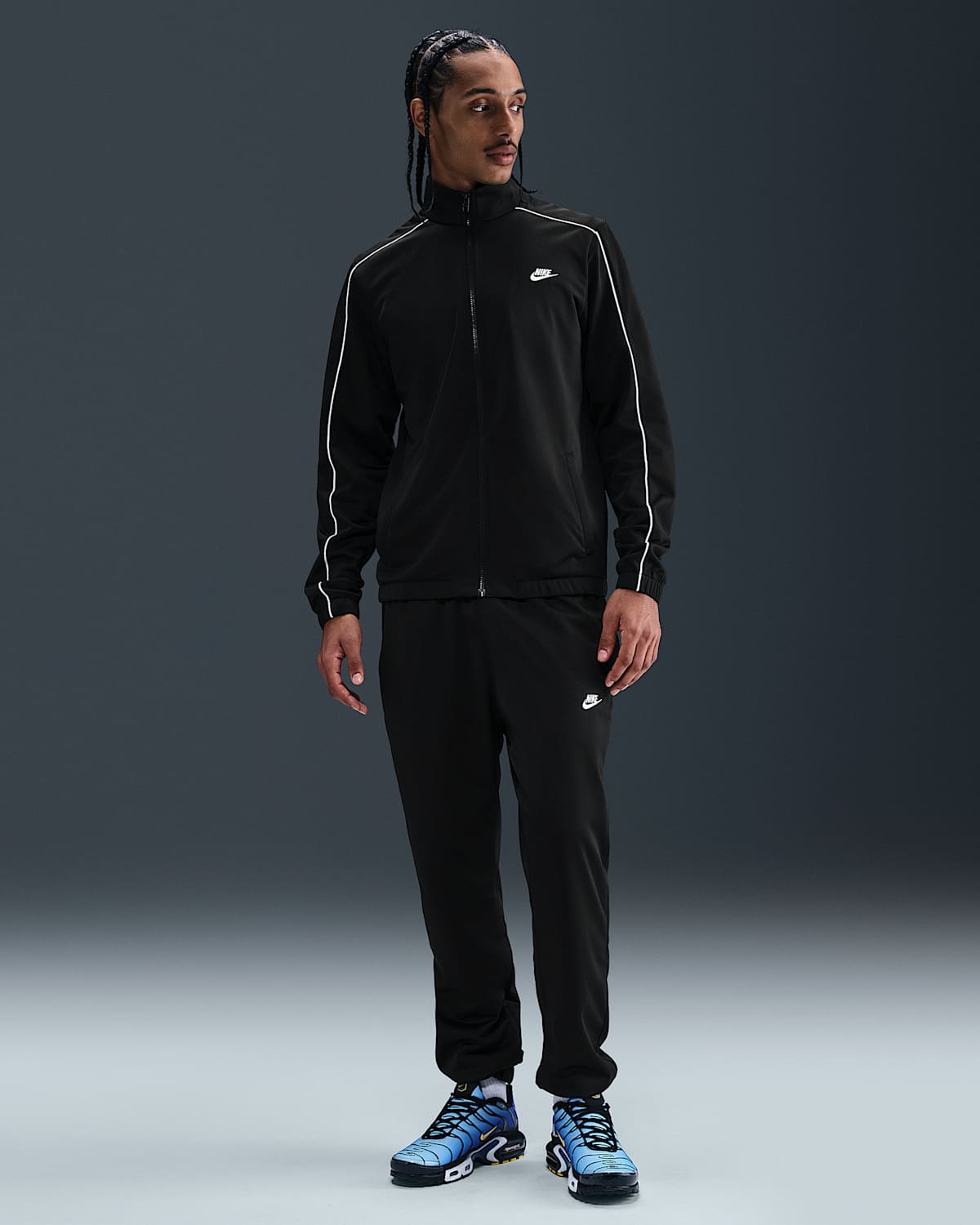 Анцуг Sportswear Club (Черен) - HV1444-010