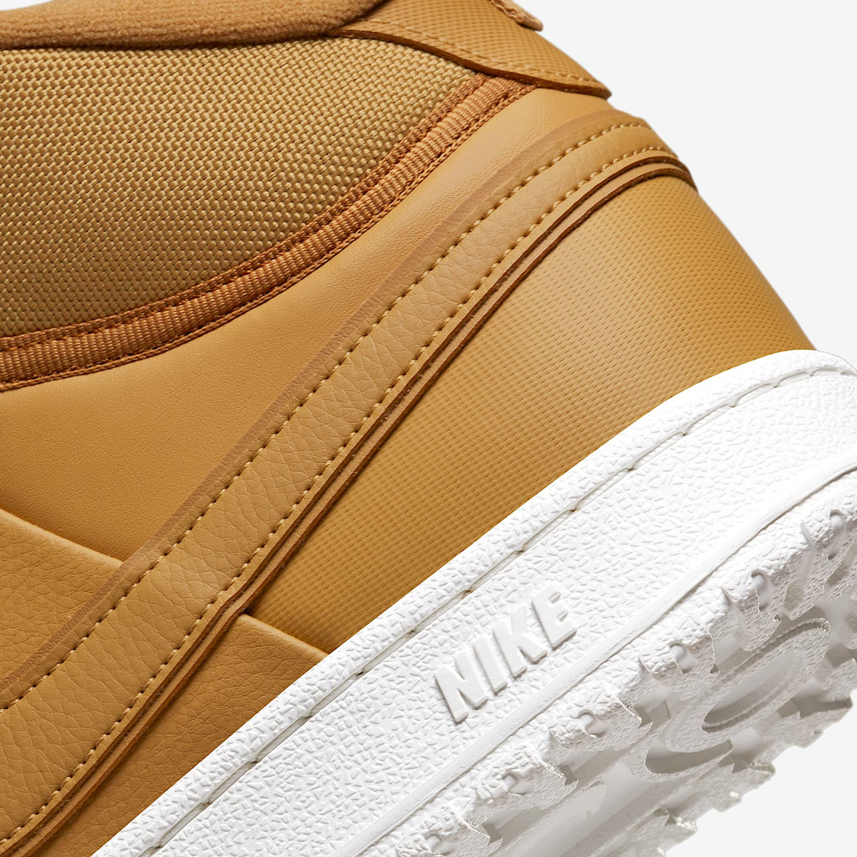Маратонки Nike Court Vision Mid Winter (Кафяв) - DR7882-700 – снимка 9