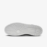 Маратонки Nike Court Vision Mid Winter (Сив) - DR7882-005 – снимка 2