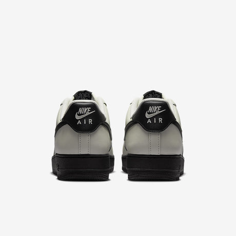 Маратонки Nike Air Force 1 '07 Light Bone Black - FJ4146-005 – снимка 6