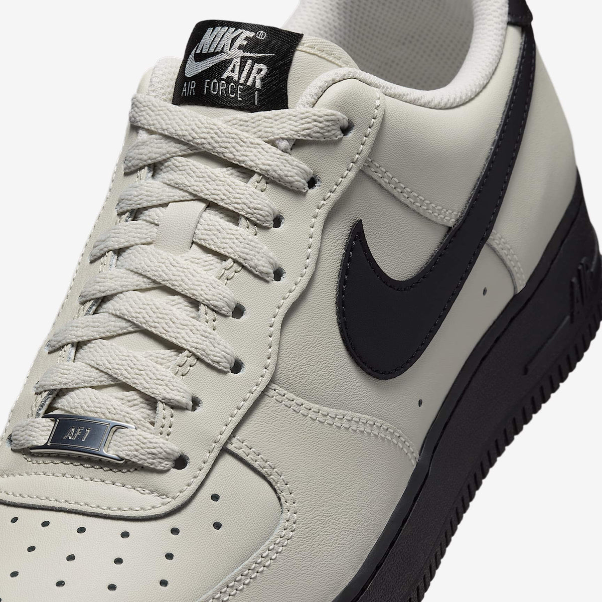 Маратонки Nike Air Force 1 '07 Light Bone Black - FJ4146-005 – снимка 7