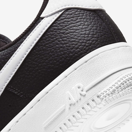 Мъжки маратонки Nike Air Force 1 Low '07 Black White Pebbled Leather - CT2302-002 – снимка 8