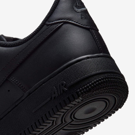 Мъжки маратонки Nike Air Force 1 Triple Black - CW2288-001 – снимка 8